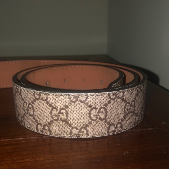 MULTI SEX GUCCI BELT ONE SIZE FITS ALL - Picture 2 of 4